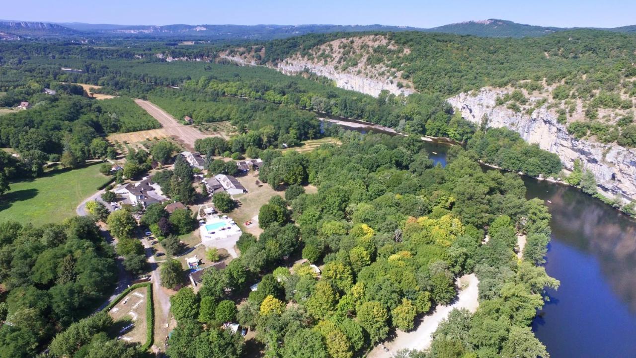 Vvf Villages   Les Rives De Dordogne   Martel-gluges
